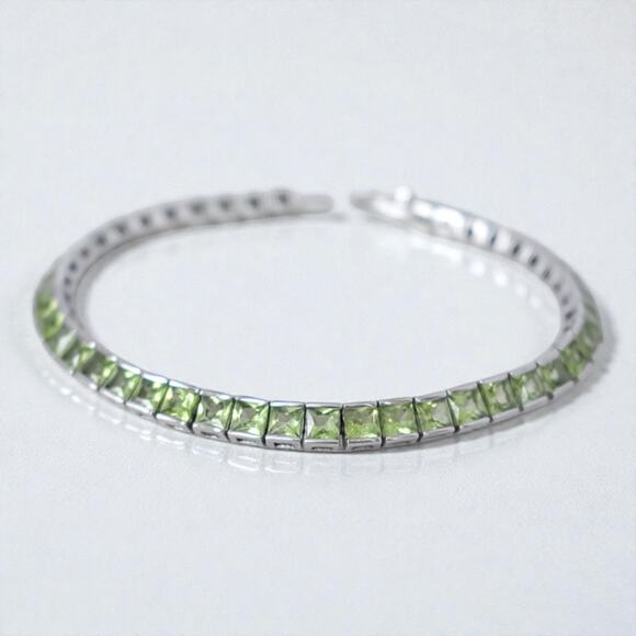 Vintage 925 Silver Peridot Tennis Bracelet Princess Cut Natural Gemstone - Picture 1 of 9